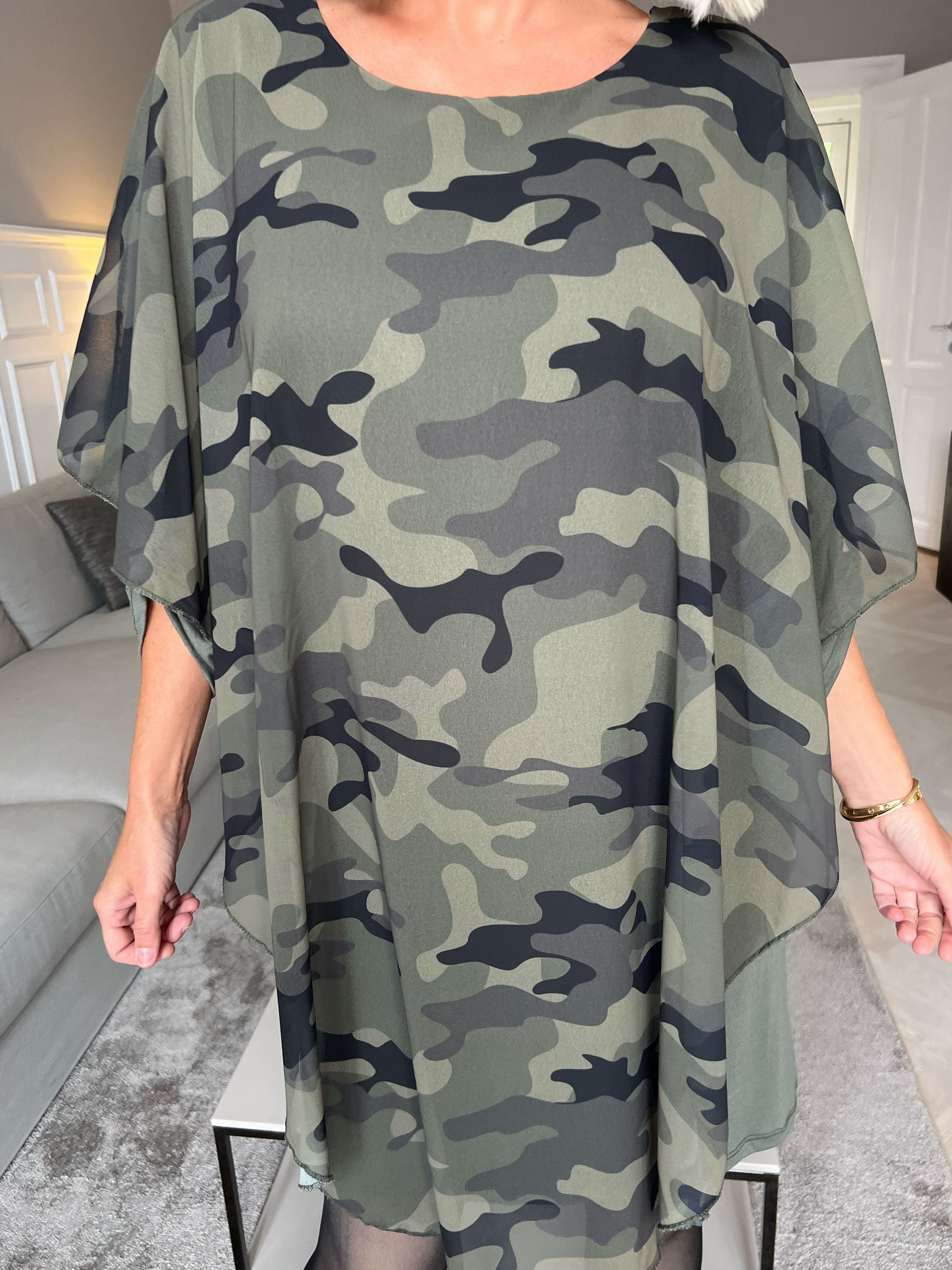 Kenya Camo Long Sleeve - Tunikaklänning med chiffonglager